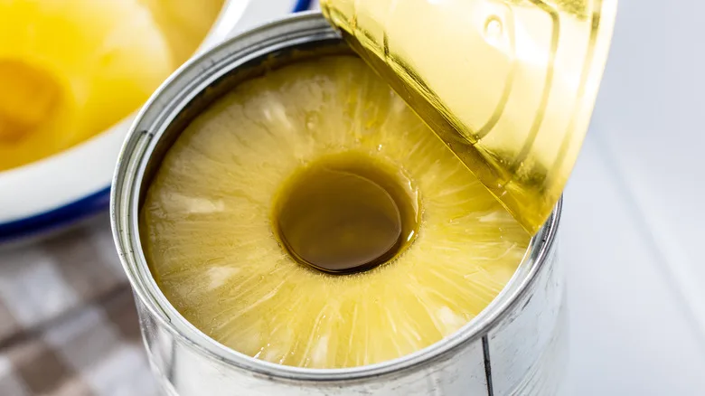 Retail labeled pineapple cans